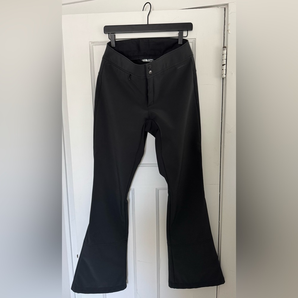Women’s North Face Apex Black Flared Snow Pants Size M